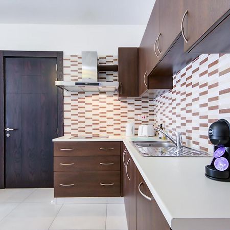 Stylish 2Br Apt With Balconies In St Julians, Paceville - Apt 6 By Vaganza Saint Julian's Exterior photo