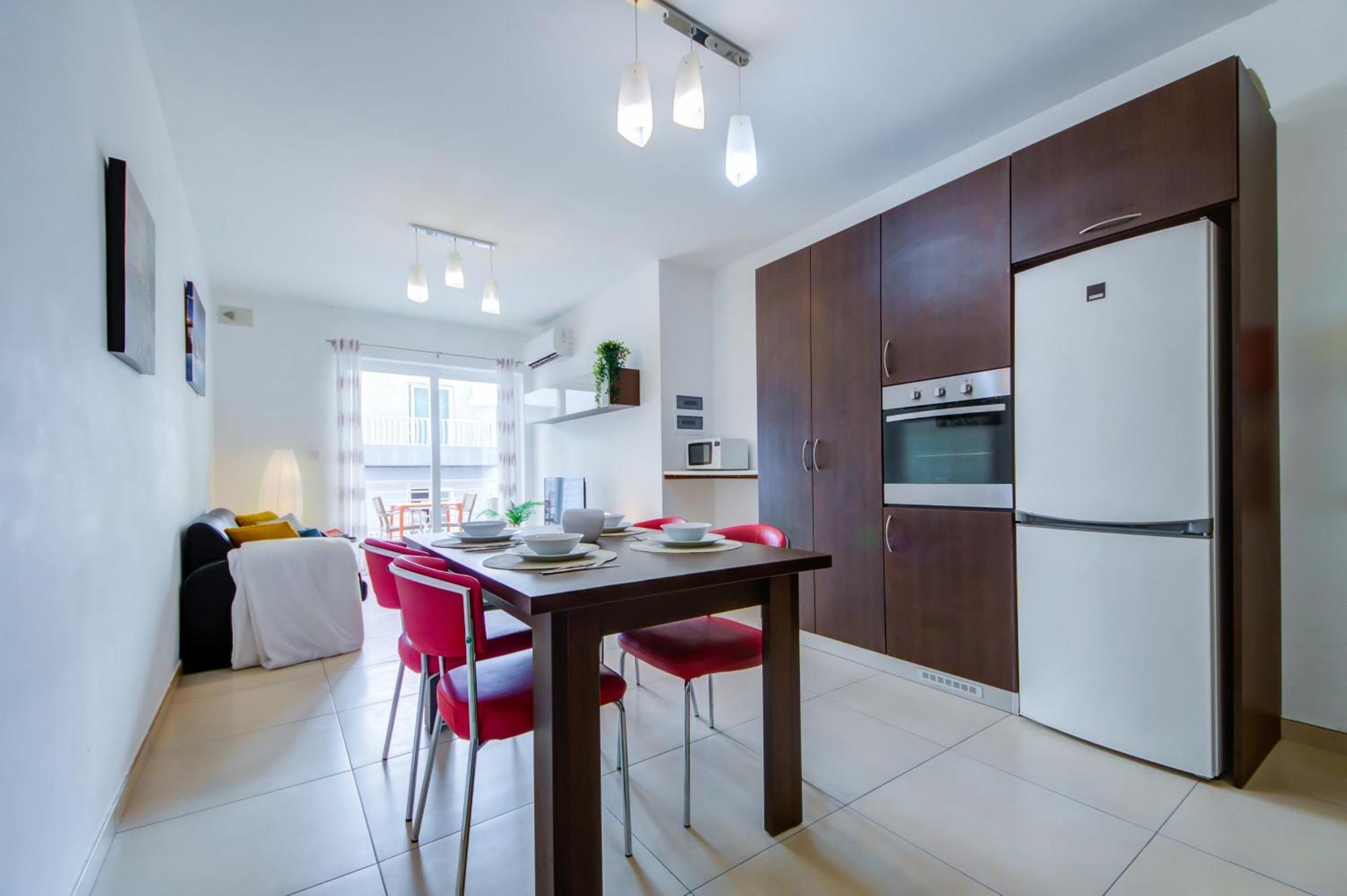 Stylish 2Br Apt With Balconies In St Julians, Paceville - Apt 6 By Vaganza Saint Julian's Exterior photo